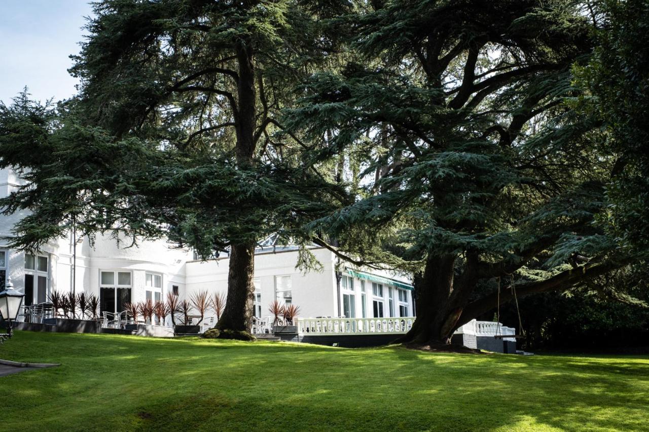 Manor Parc Hotel Cardiff Exterior photo